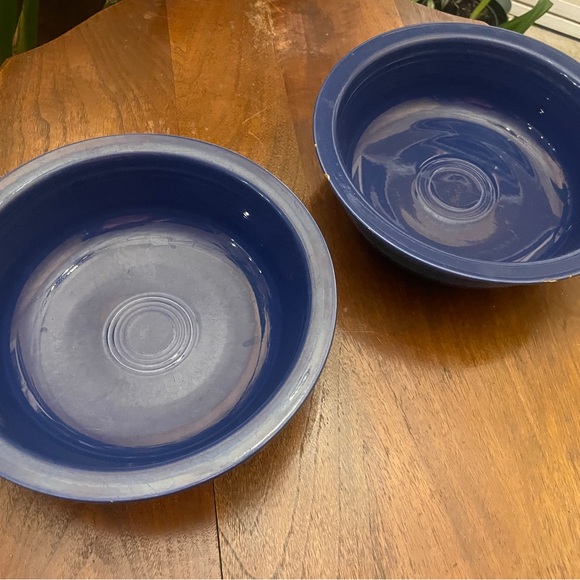 Lovely Pair of Vintage Cobalt Blue Fiesta Dinnerware 8 1/2” Nappy Bowls - Picture 2 of 10